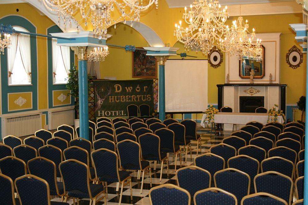 Hotel Komfort Inn - Dwor Hubertus Piekary Śląskie Dış mekan fotoğraf